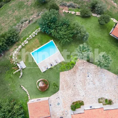 Concita Villa *